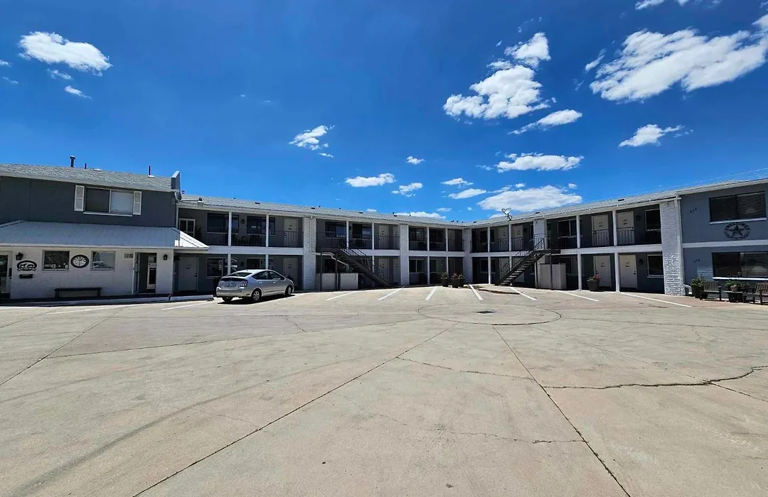 El Rancho Motel-1