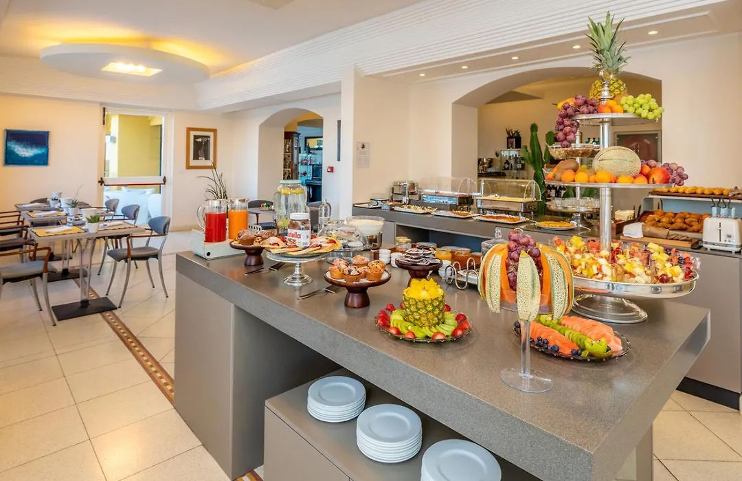 Hotel Albatros Varigotti-1