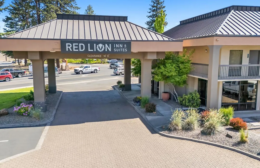 Red Lion Inn & Suites Deschutes River - Bend-1