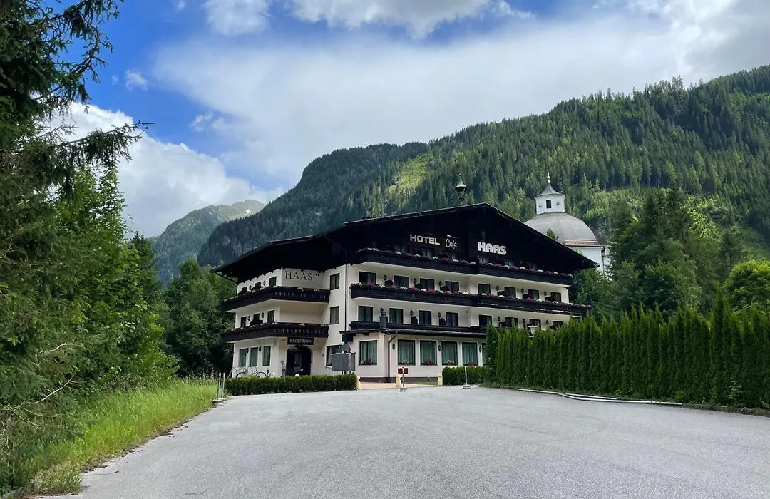 Hotel HAAS-1