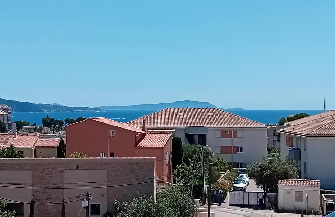 Charmante chambre avec vue mer - parking gratuit-1