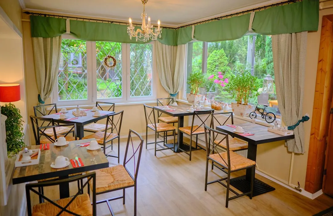 Anno 1900 Hotel Babelsberg-1