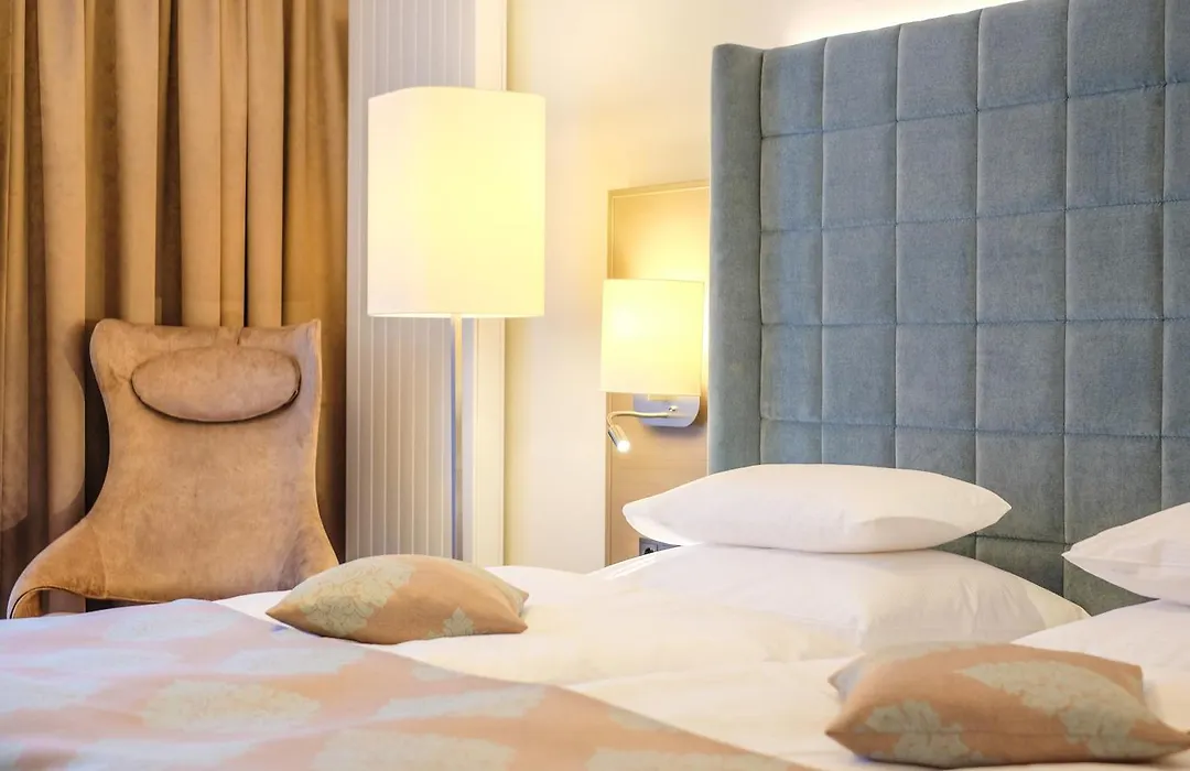 Hotel Warmbaderhof-1