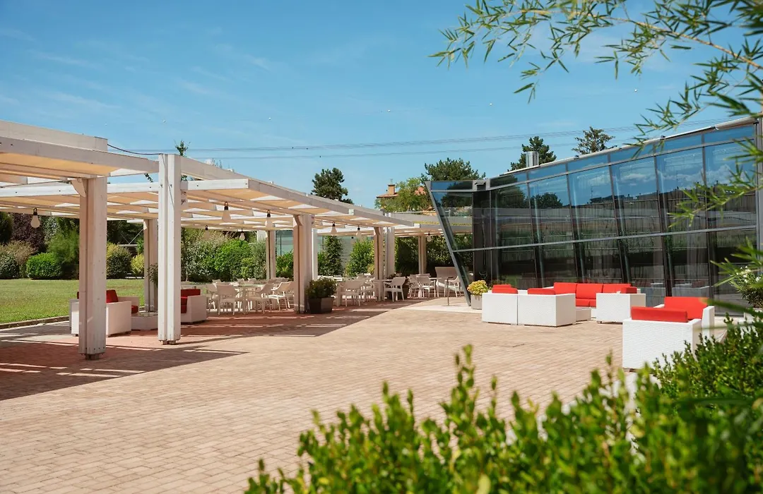 Rmh Modena Des Arts-1