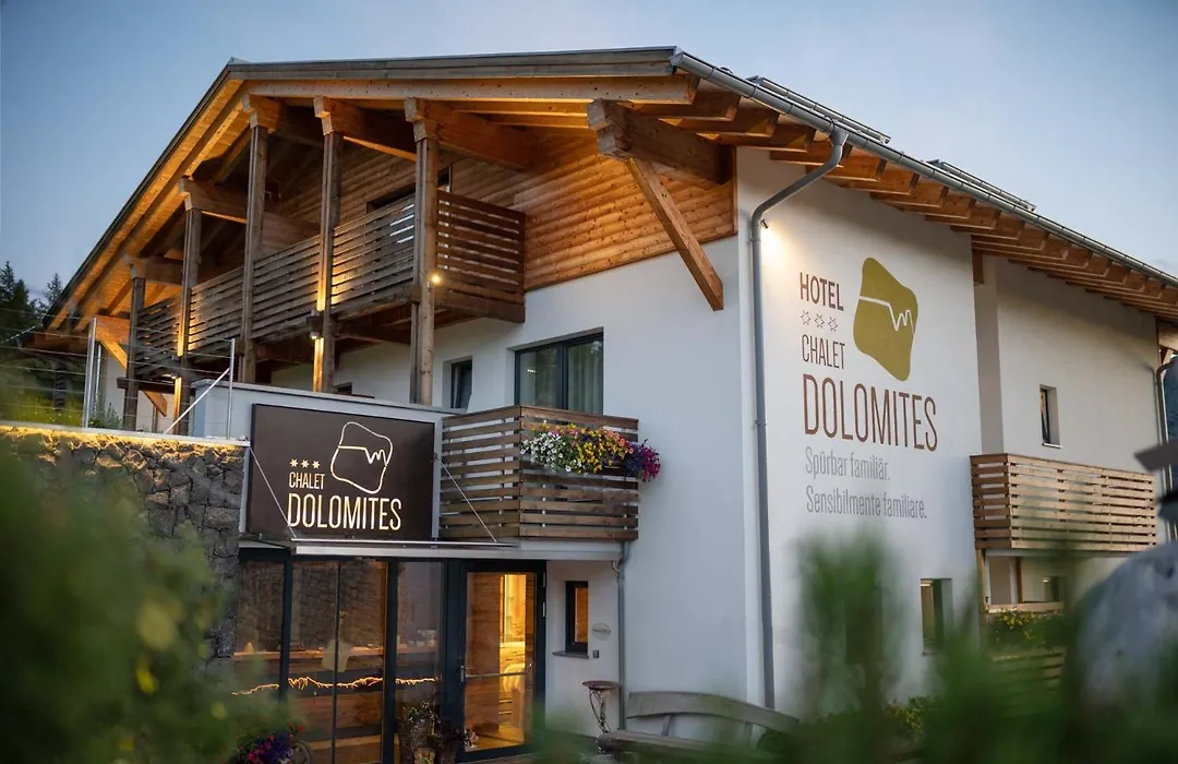 Hotel Chalet Dolomites-1