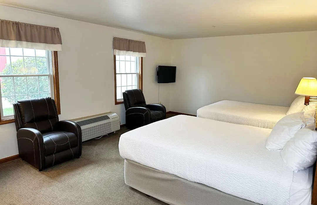 Farmstead Inn And Conference Center-1