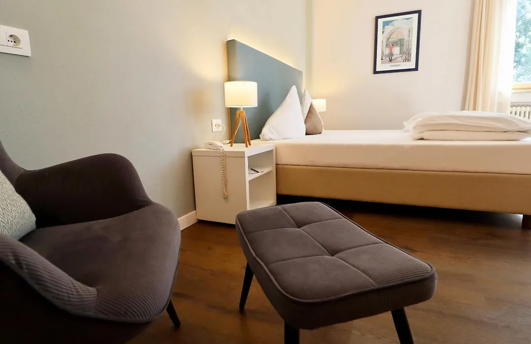 Flora Hotel & Suites-1