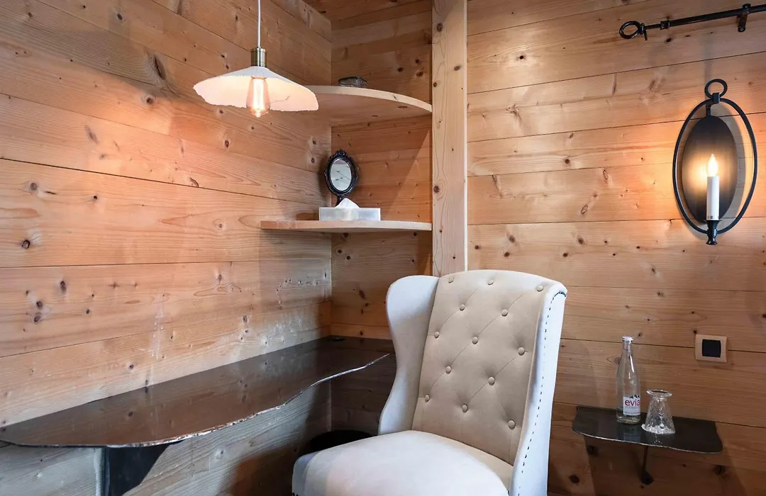 Chalet-Hôtel Hermitage-1