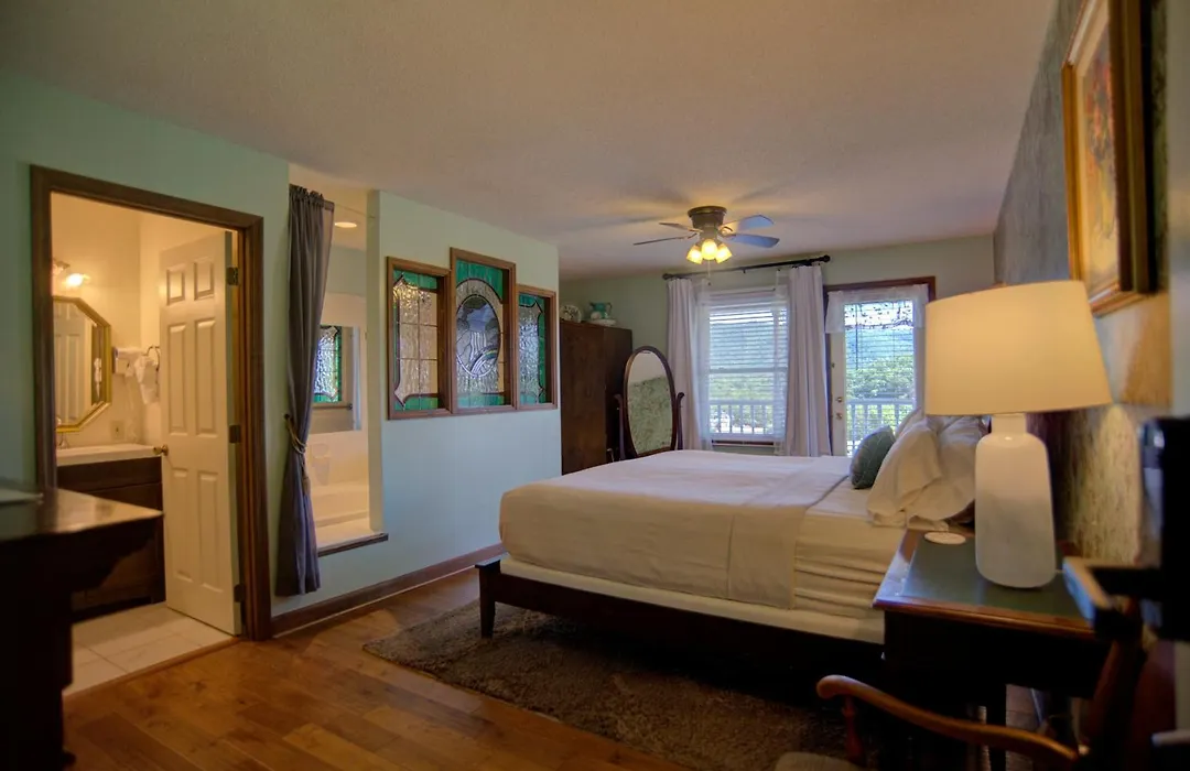 Blue Mountain Mist Country Inn-1