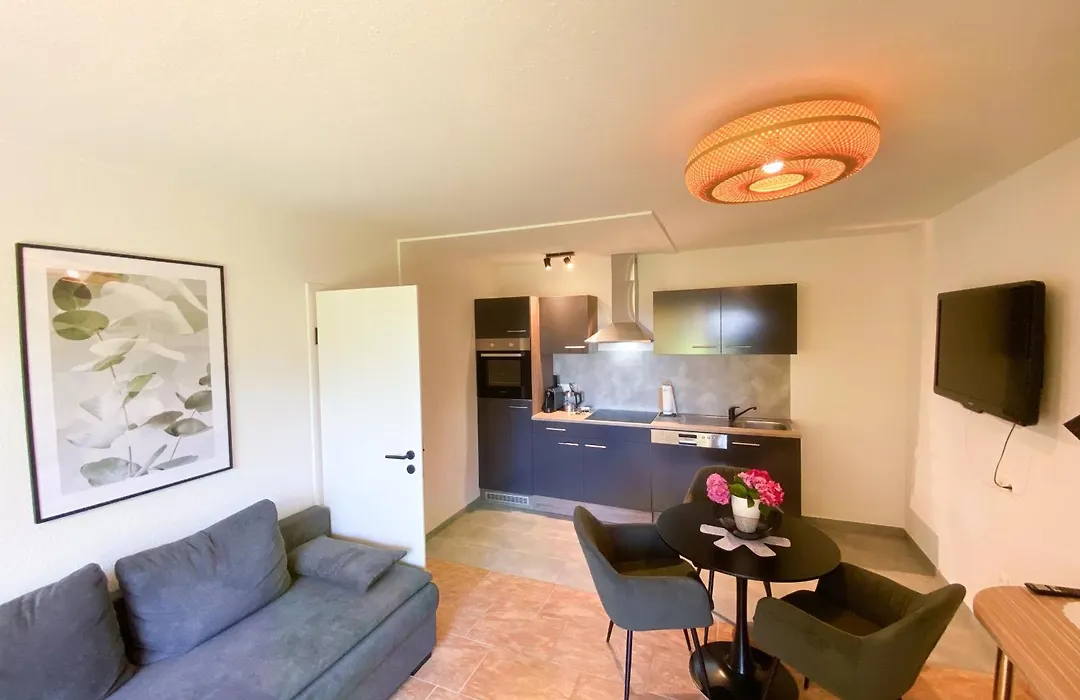 Wohlfühlhotel Sonnengarten-1