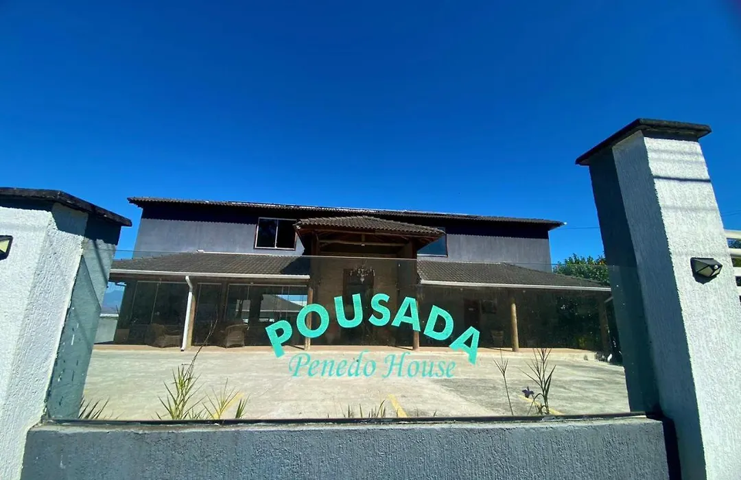 Penedo House Pousada-1