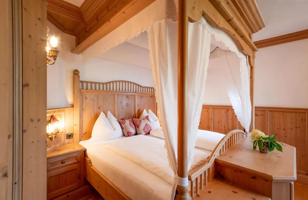 Hotel Tiroler Stuben-1