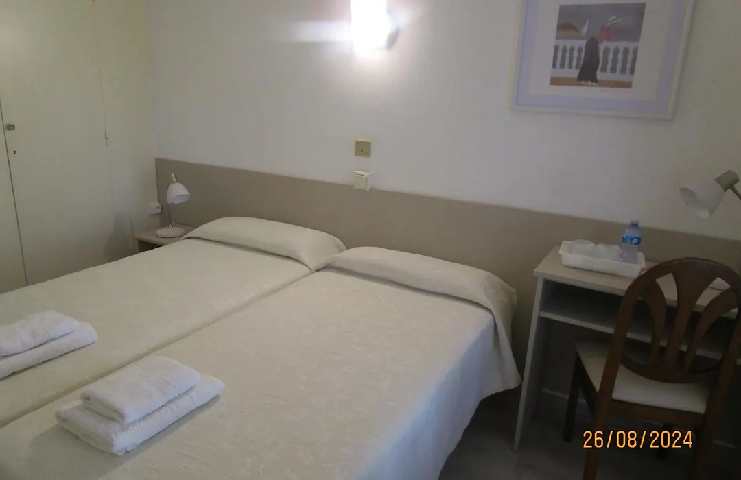 Hotel Apartaments Gesoria Porta Ferrada-1