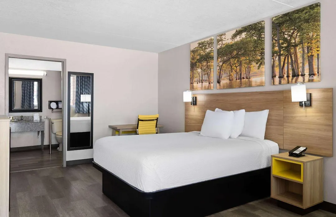 Days Inn By Wyndham Conway-1