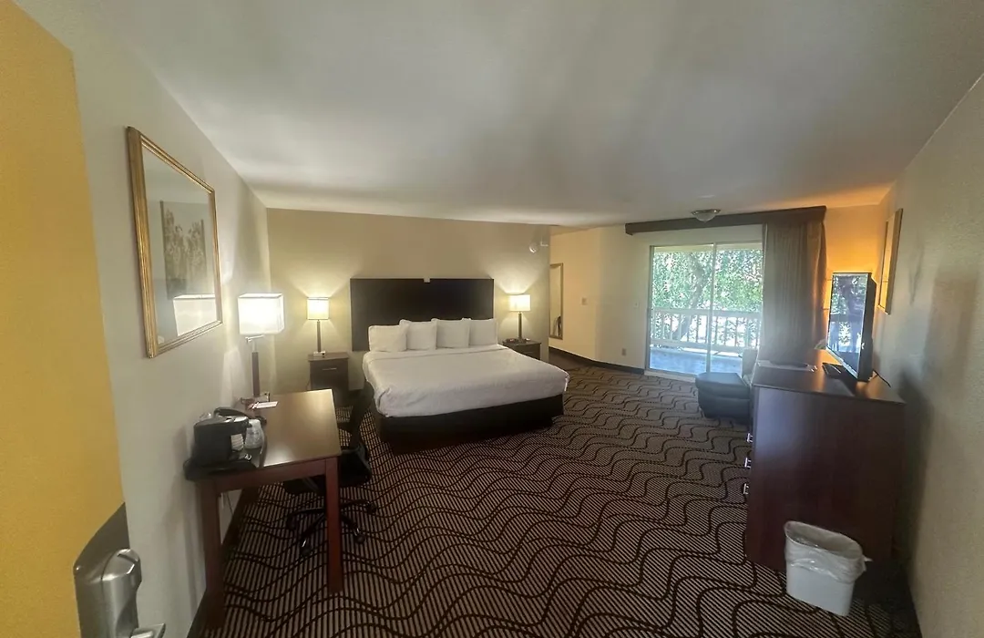 Best Western Heritage Inn-1