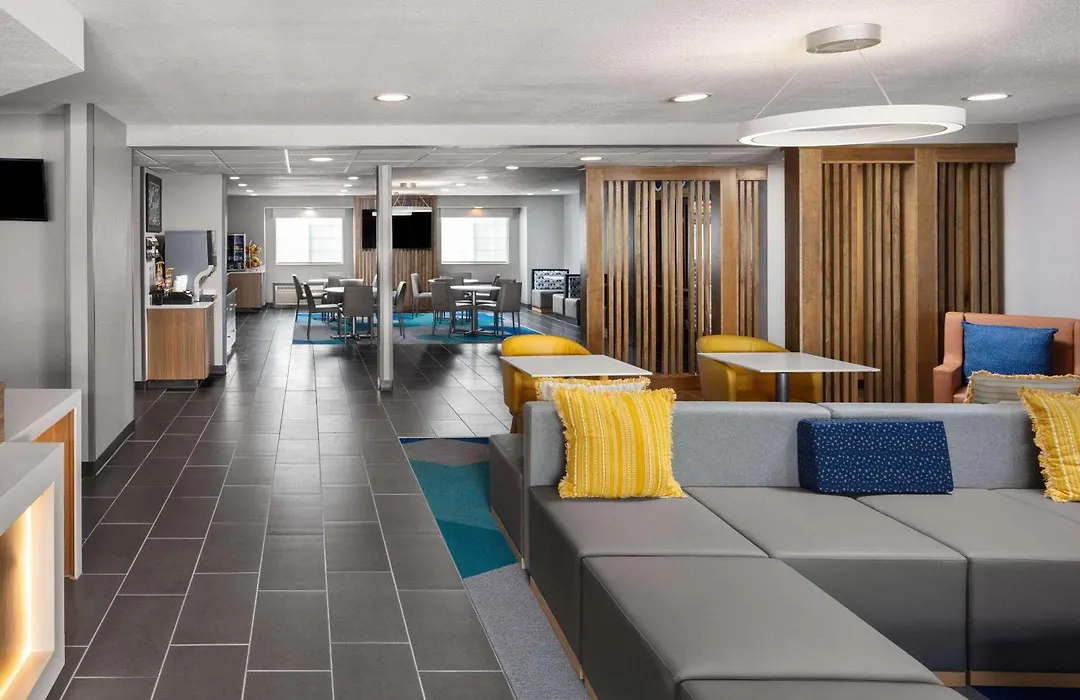 Microtel Inn & Suites By Wyndham Rapid City-1