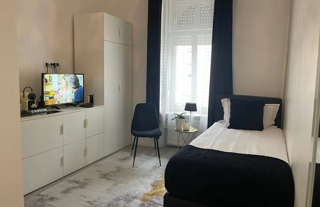 Executive Single Room With En-Suite In Guest House City Centre-1