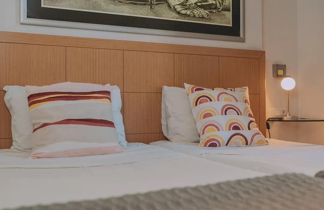 Chic Hotel-1