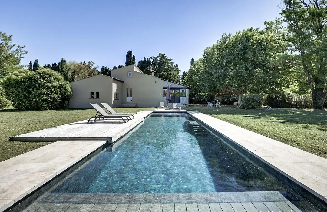 Mas des Comtes de Provence-1