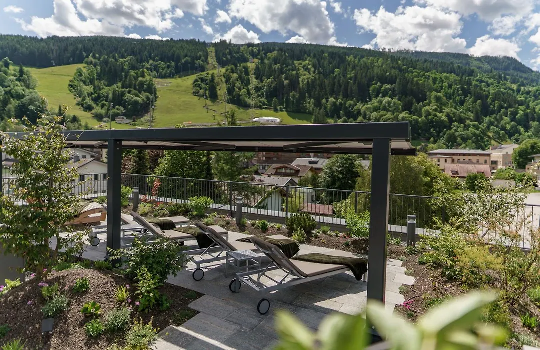 Aparthotel Ursprung-1