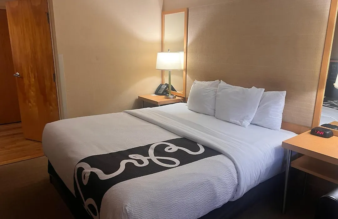 La Quinta By Wyndham West Palm Beach Airport-1