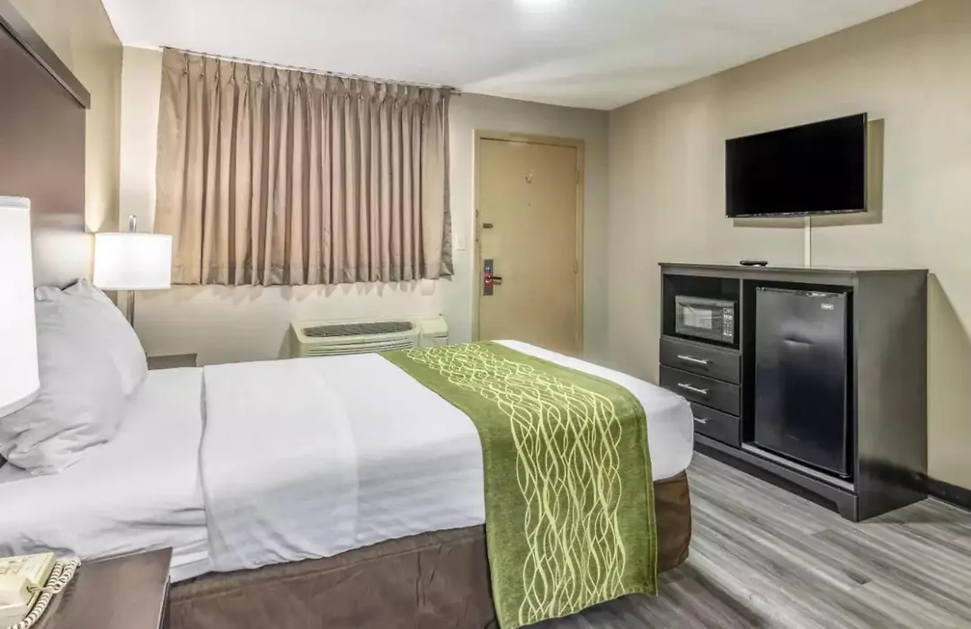 Americas Best Value Inn Opelika-1