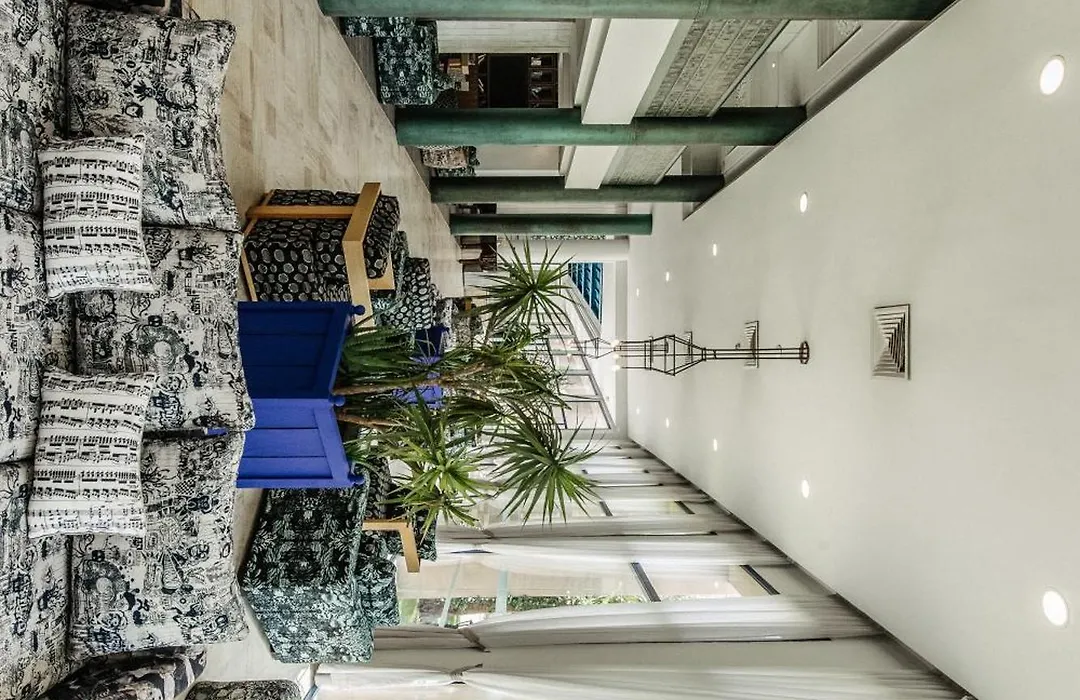 Wazo Hotel-1
