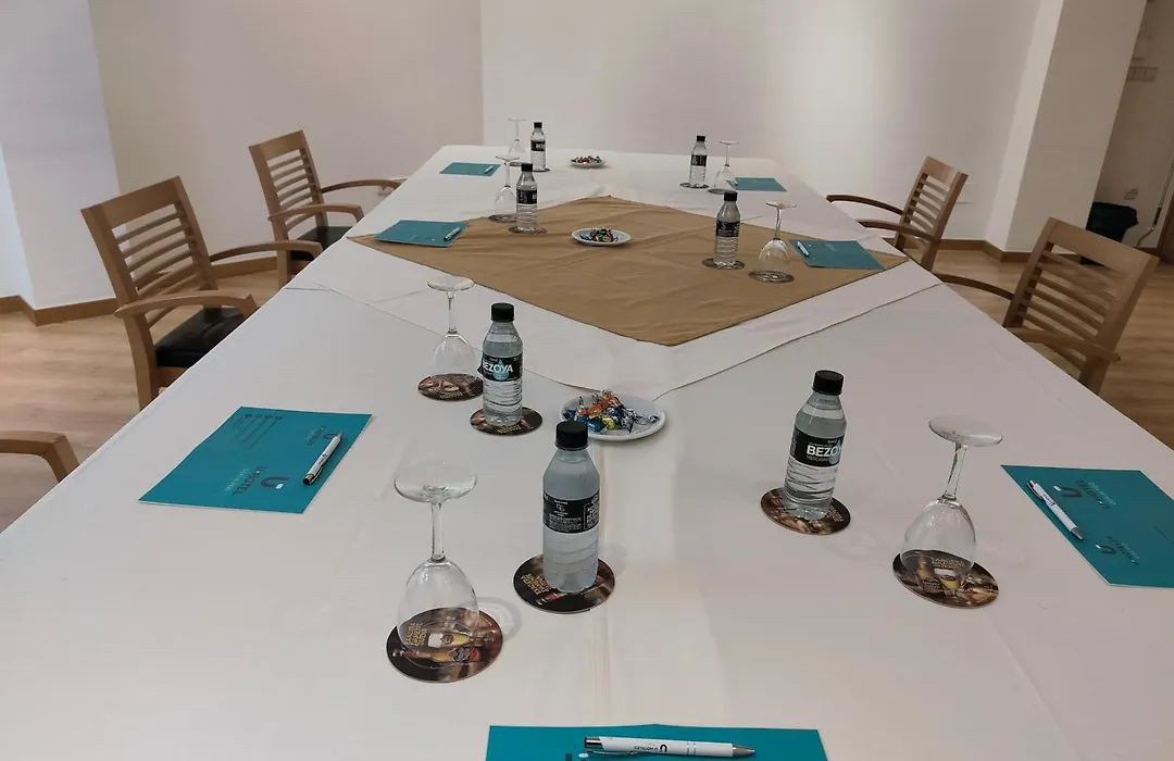 U Hotel Ogalia Vigo-1