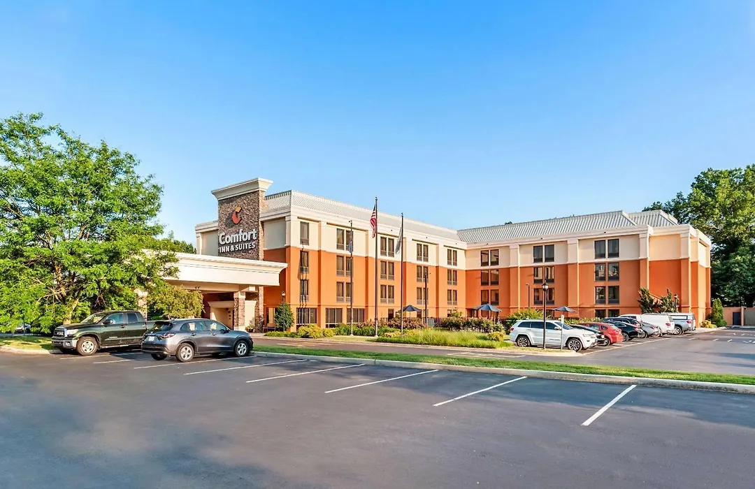 Comfort Inn & Suites Newark - Wilmington-1