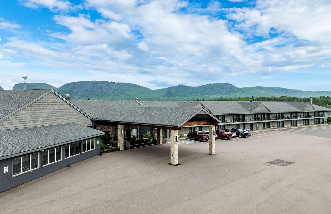 Best Western Plus Norwester Hotel & Conference Centre-1
