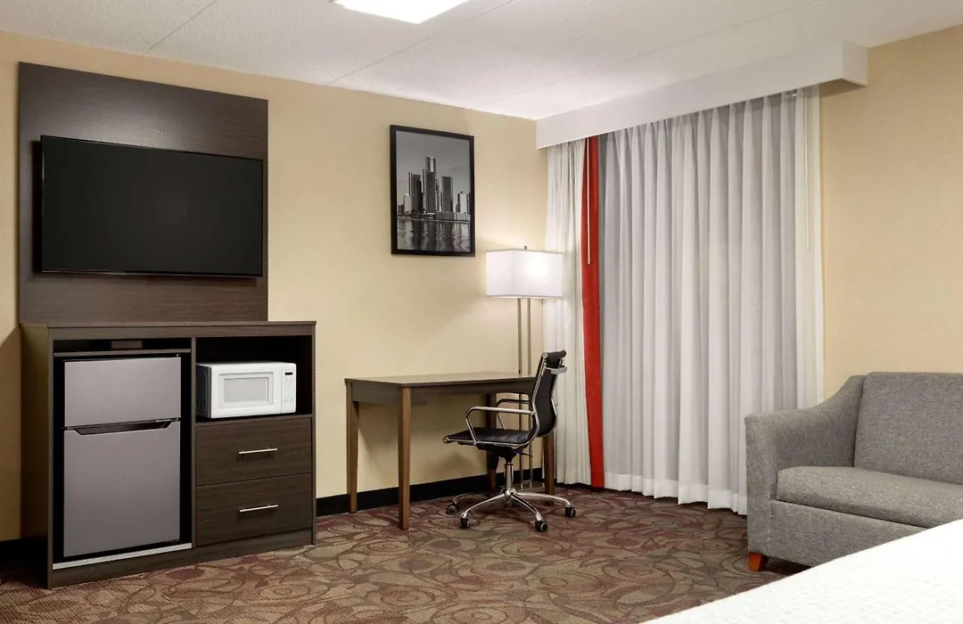 Ramada By Wyndham Alpena-1