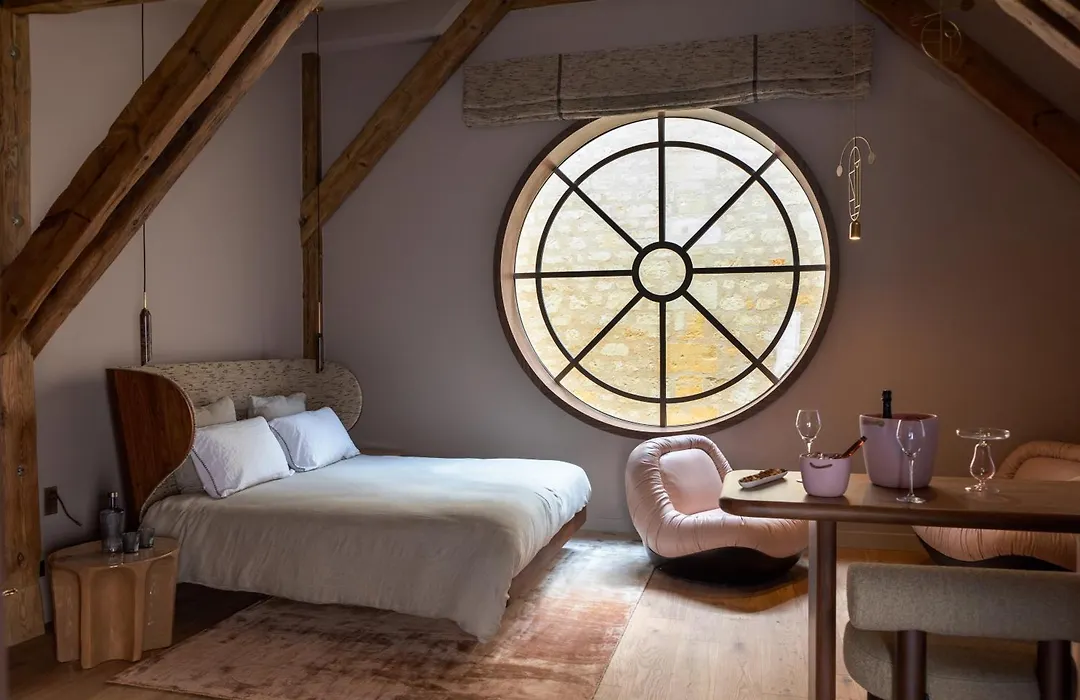 Yndo Hotel-1