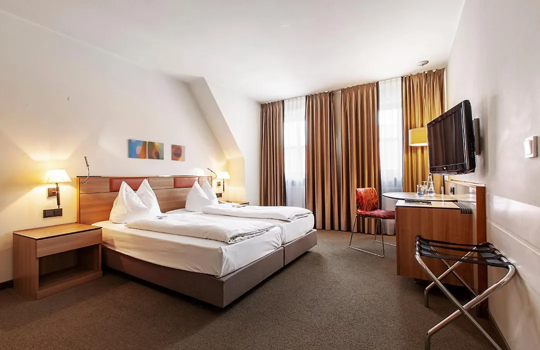 Hotel am Jakobsmarkt-1