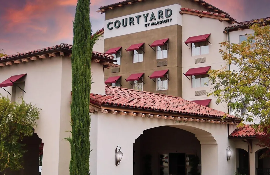 Courtyard By Marriott Paso Robles-1