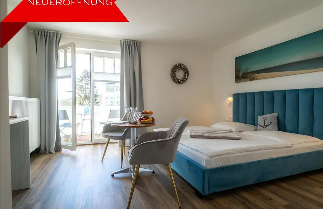 Hotel Meerblau-1