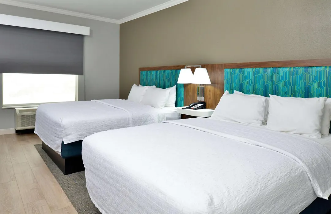 Hampton Inn & Suites Greenville-1