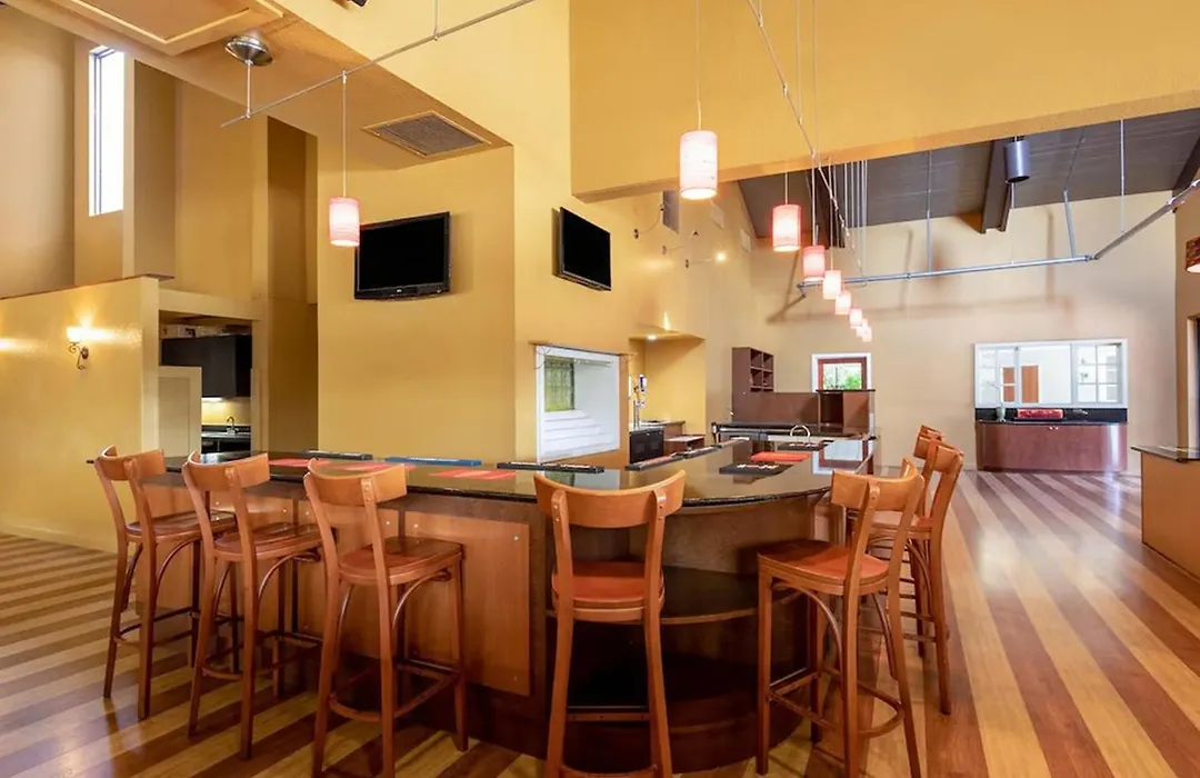 88 Palms Hotel & Event Center-1