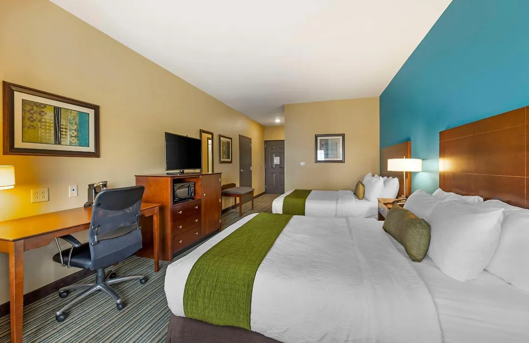 Best Western Plus Patterson Park Inn-1