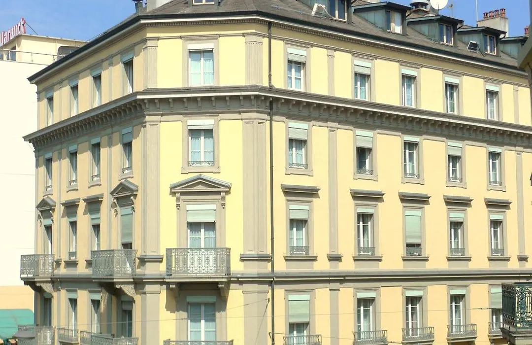 Hotel International & Terminus-1