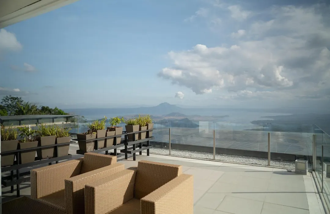 Escala Tagaytay-1