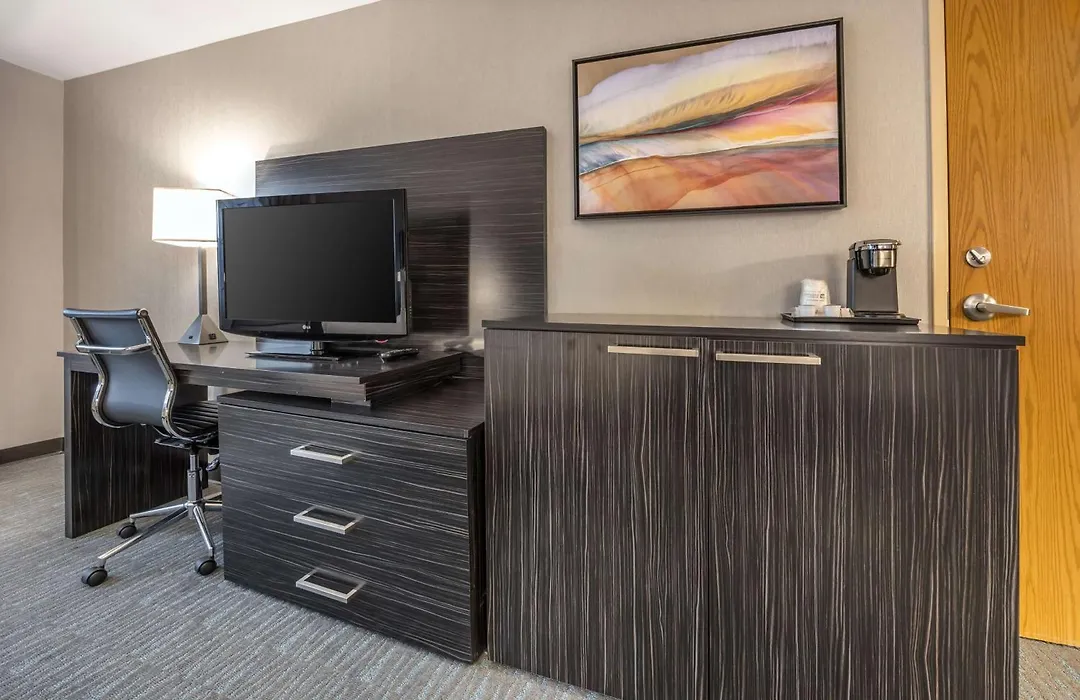 Best Western Plus North Las Vegas Inn&Suites-1