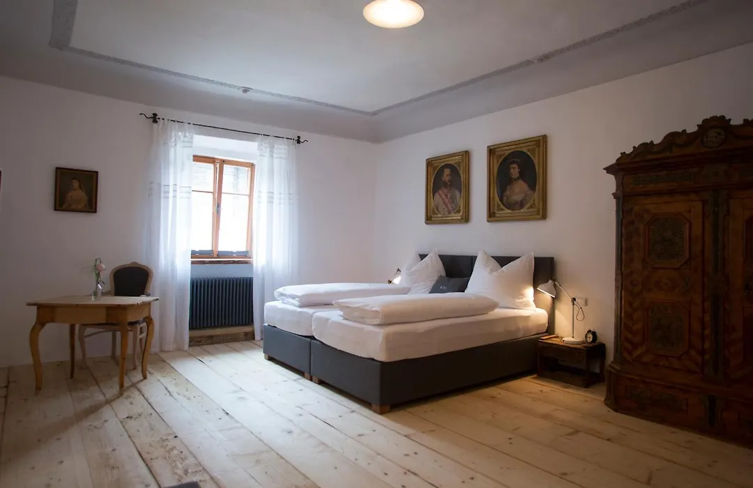 Hotel&Gourmetwirtshaus Kirchenwirt seit 1326-1