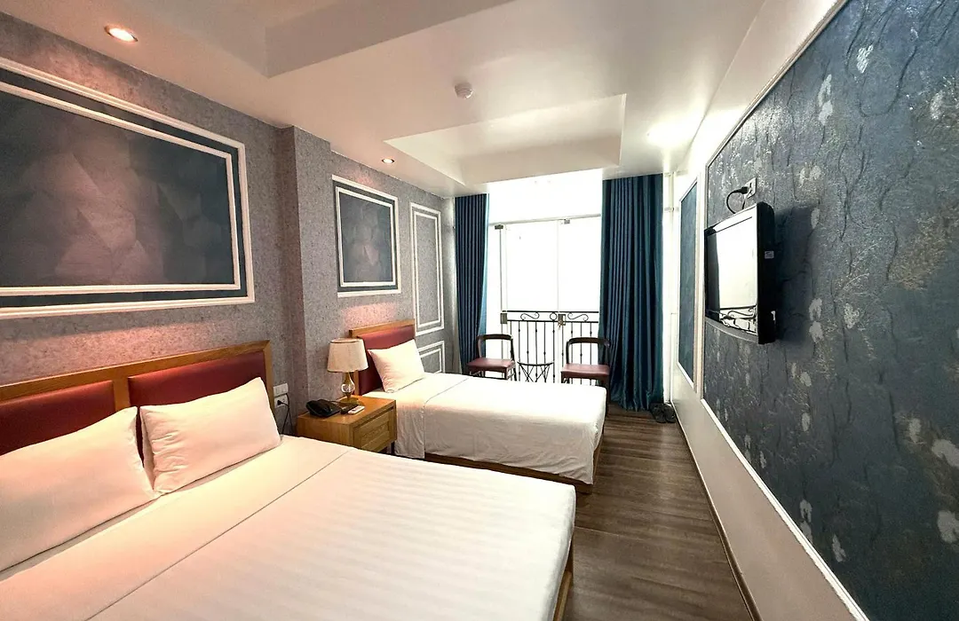Holiday Suites Hotel & Spa-1