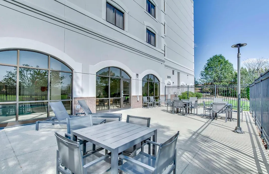 Embassy Suites By Hilton Louisville East-1