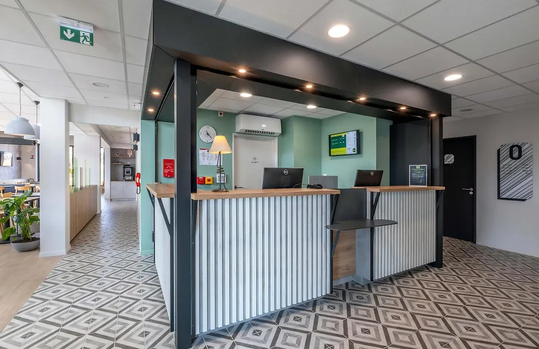 B&B HOTEL Saintes-1