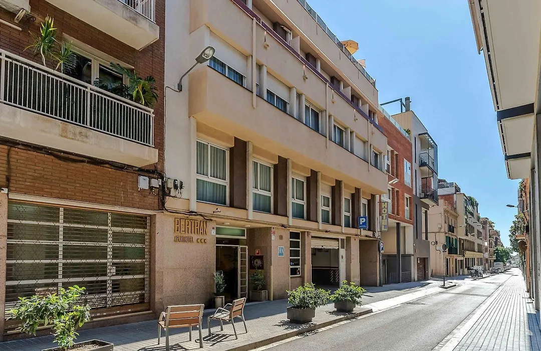 Aparthotel Bertran-1
