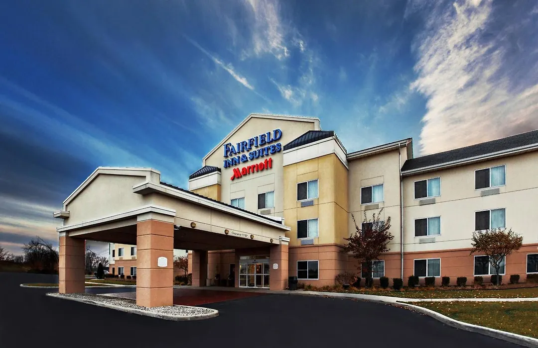 Fairfield Inn & Suites Toledo North-1