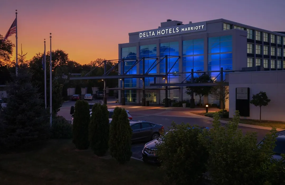 Delta Hotels By Marriott Milwaukee Northwest-1