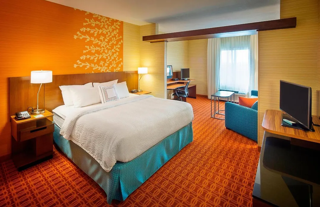 Fairfield Inn And Suites By Marriott Monaca-1