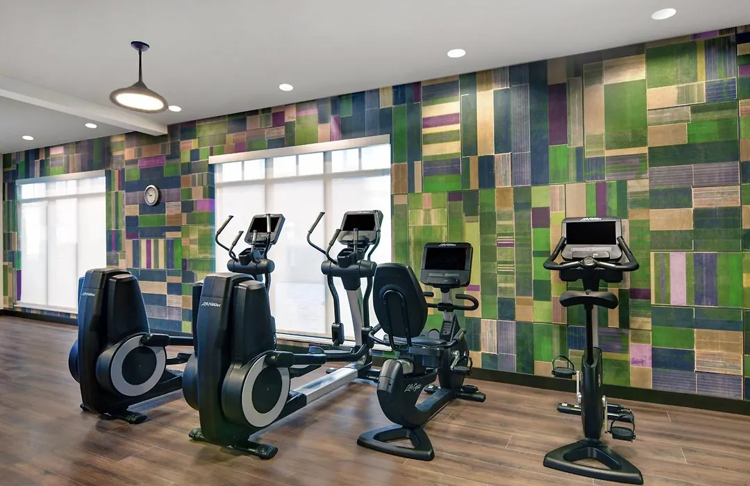 Courtyard By Marriott Manhattan Aggieville-1
